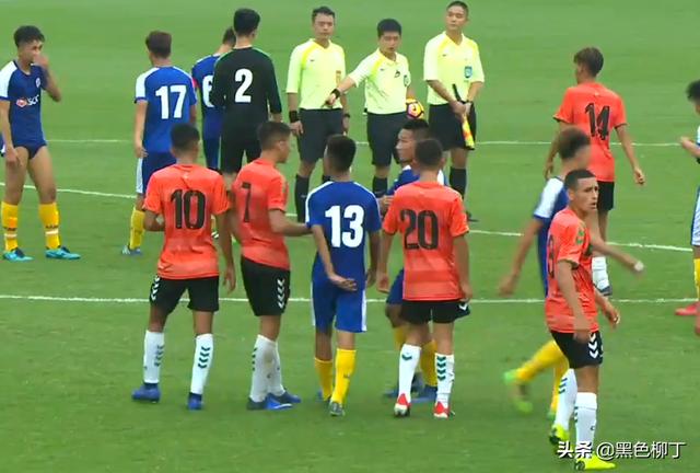  比勒菲尔德顽强逼平强敌，保级关键战拿到宝贵一分  